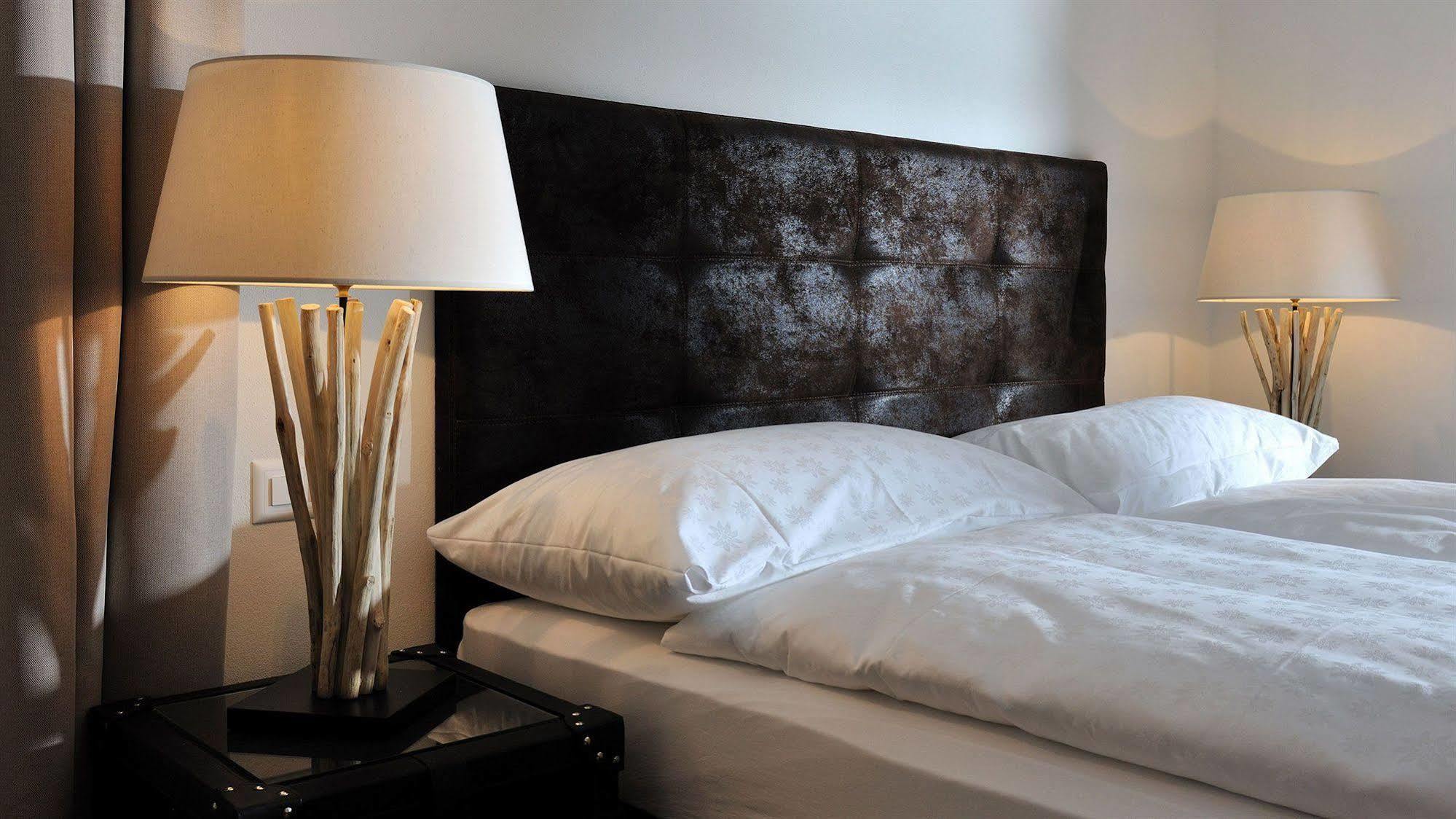 Hotel Des Alpes Superieur Gstaad Eksteriør bilde