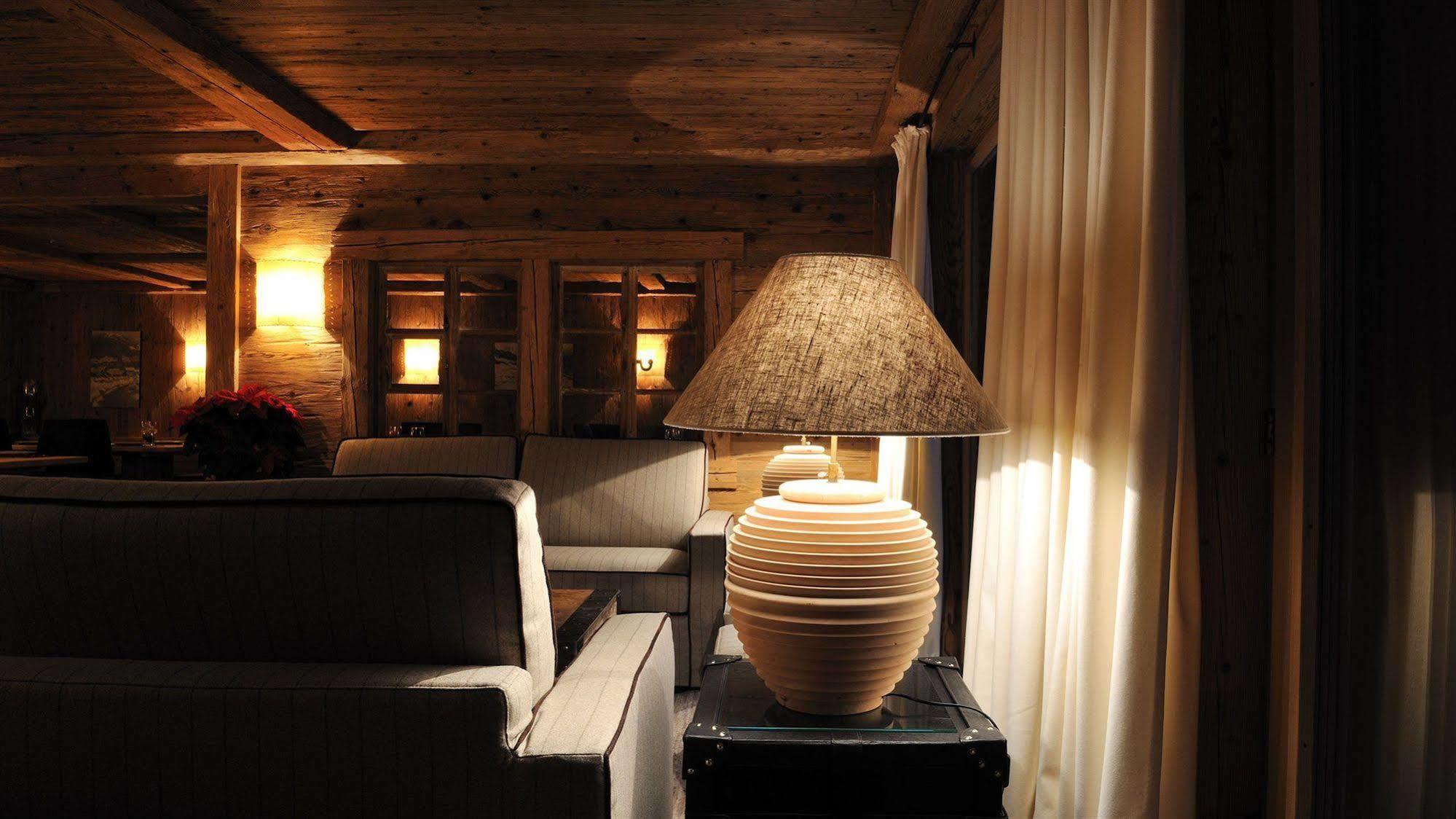 Hotel Des Alpes Superieur Gstaad Eksteriør bilde